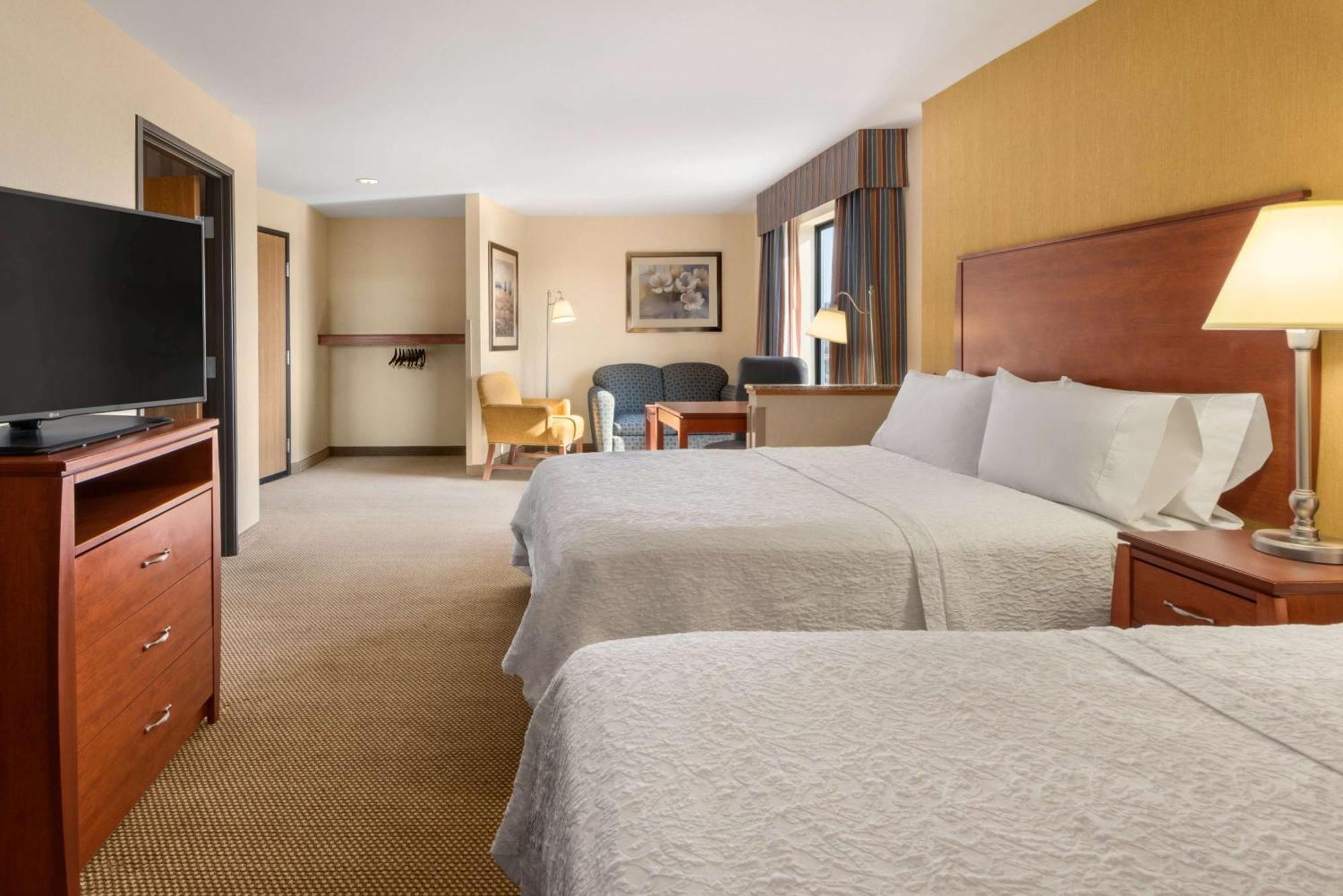 Hampton Inn ספירפיש מראה חיצוני תמונה