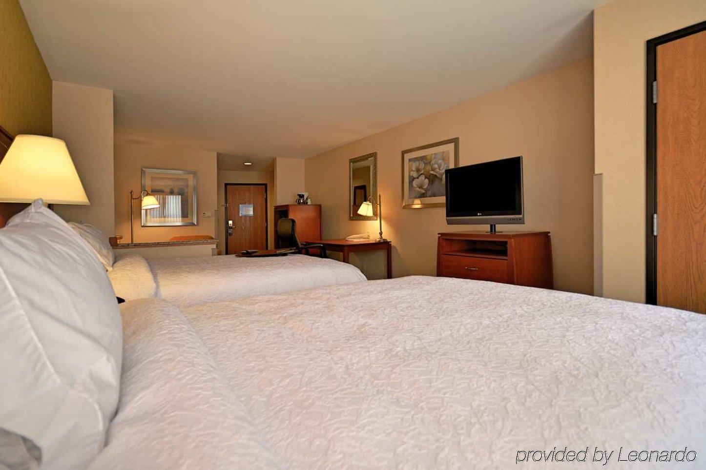 Hampton Inn ספירפיש מראה חיצוני תמונה